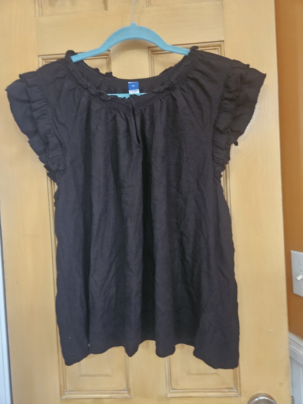 Old Navy Rayon Black Ruffle Sleeve Tunic Top